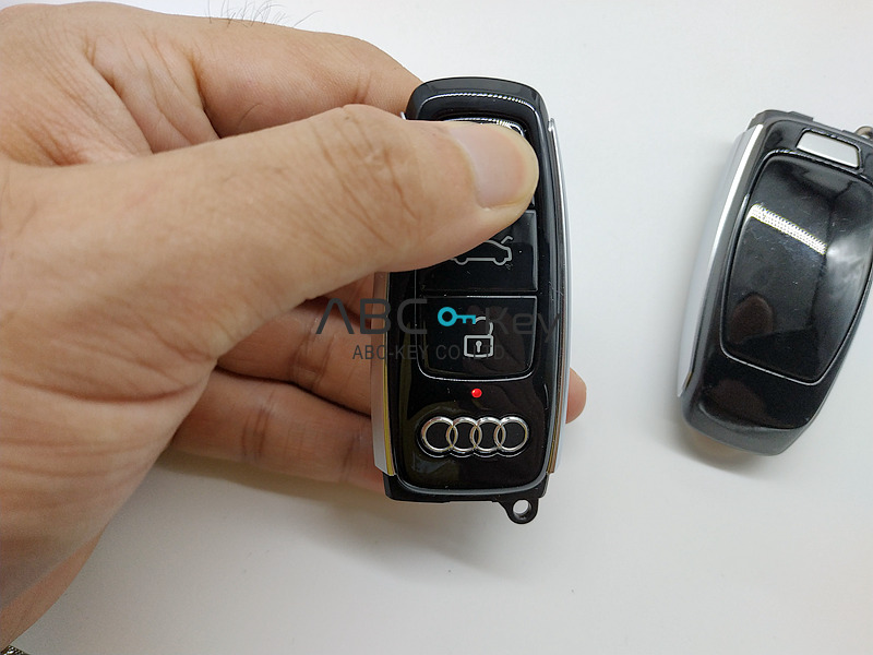 Audi A8 Keyless Remote 315Mhz / 434Mhz ABCKey Co.,Ltd.